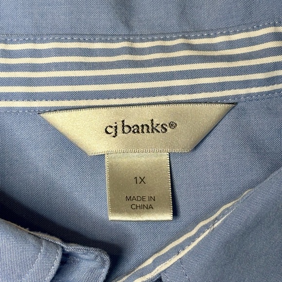 CJ Banks Blue Long Sleeve Button Down Contrast Collar and Cuff 1X - Picture 3 of 6